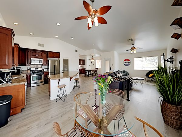 Palm Springs Home 1028347