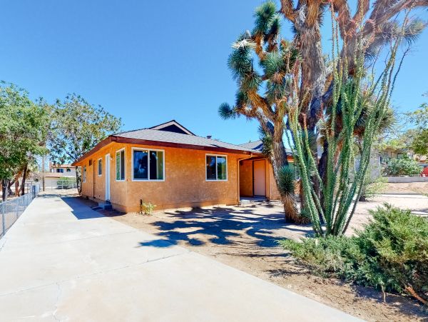 Palm Springs Home 1028348