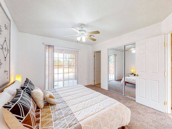 Palm Springs Home 1028349