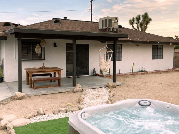 Palm Springs Home 1028350