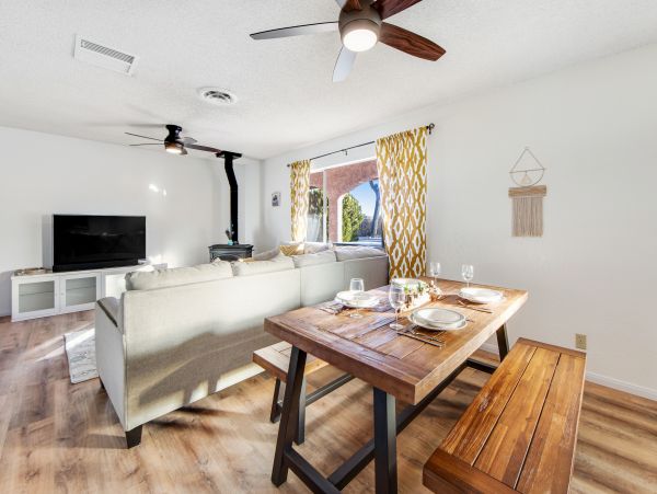 Palm Springs Home 1028351