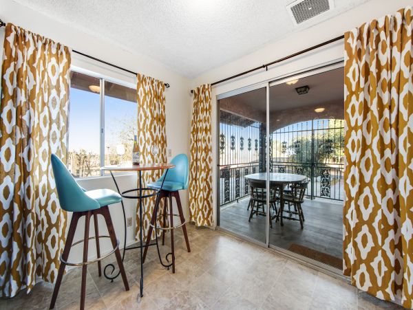 Palm Springs Home 1028351