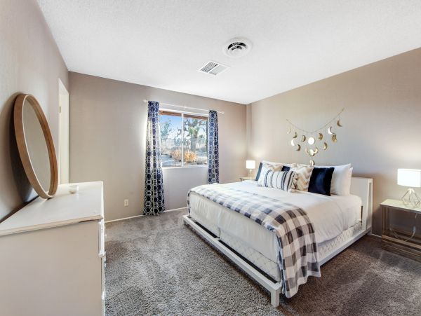 Palm Springs Home 1028351