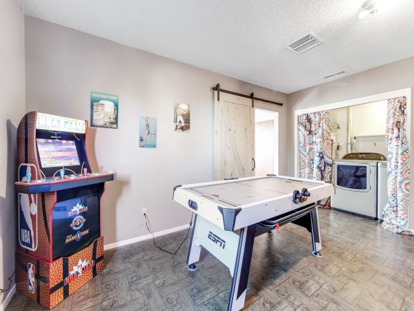 Palm Springs Home 1028351