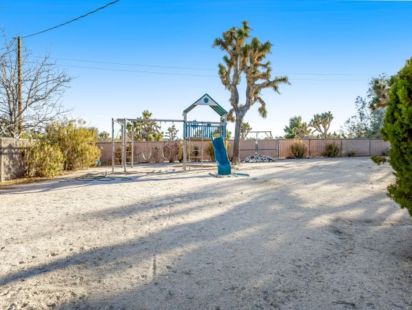 Palm Springs Home 1028351