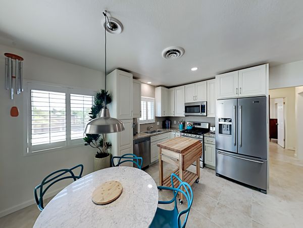 Palm Springs Home 1028352