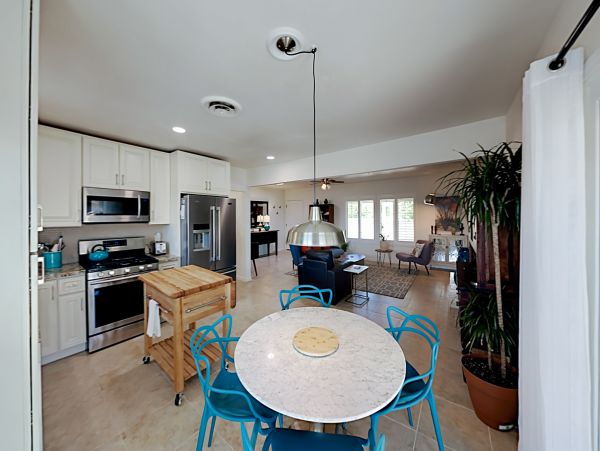 Palm Springs Home 1028352