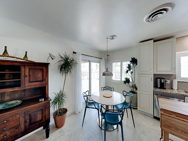 Palm Springs Home 1028352