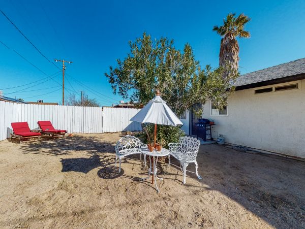 Palm Springs Home 1028353