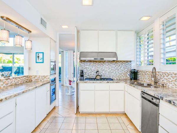 Palm Springs Home 1028355