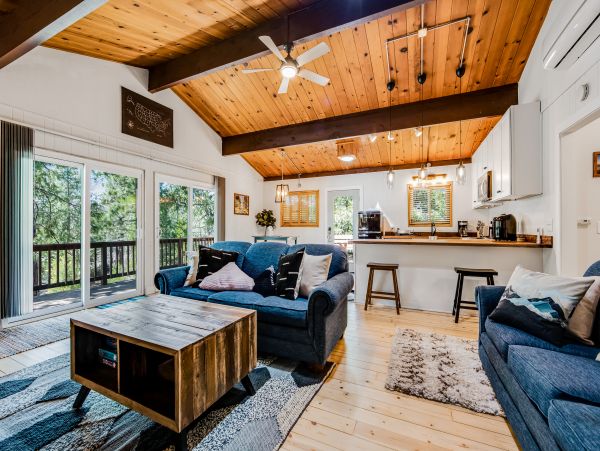 Palm Springs Home 1028357