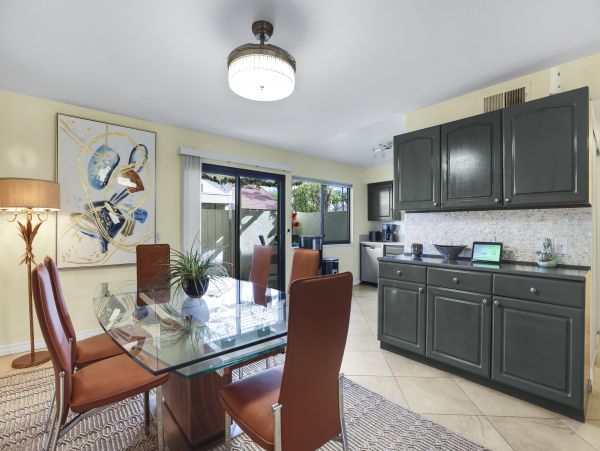 Palm Springs Home 1028361