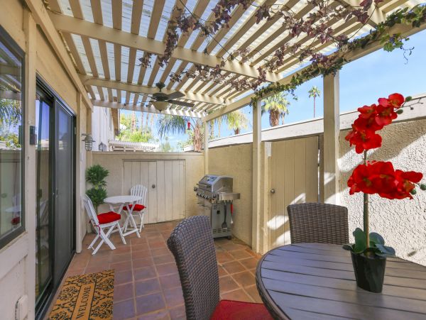 Palm Springs Home 1028361