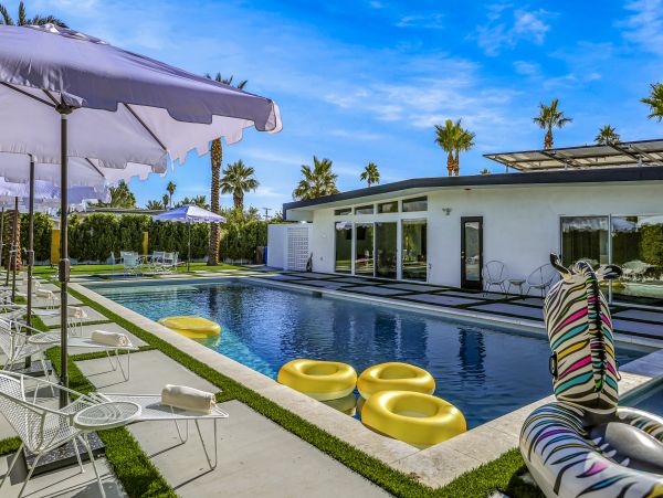 Palm Springs Home 1028363