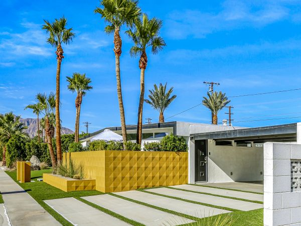 Palm Springs Home 1028363