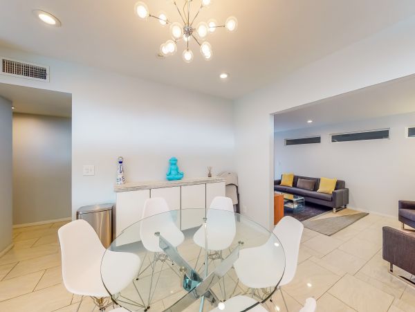 Palm Springs Home 1028364