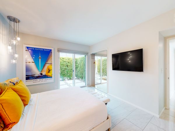 Palm Springs Home 1028364