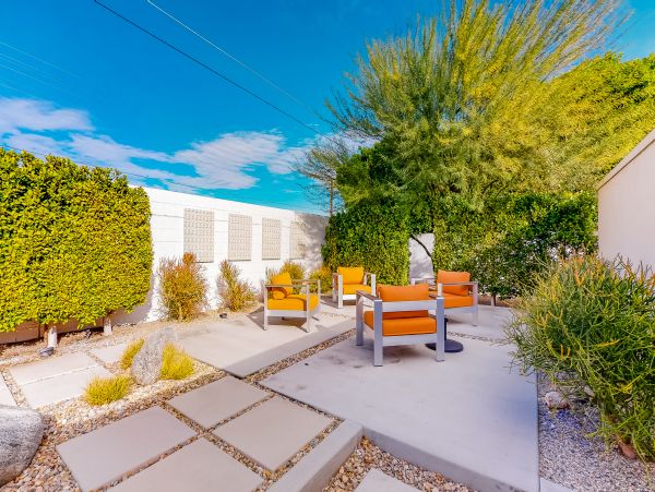 Palm Springs Home 1028364
