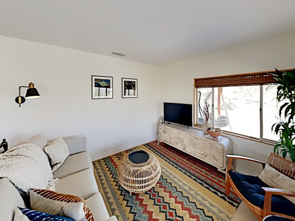 Palm Springs Home 1028365