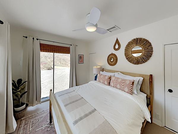 Palm Springs Home 1028365