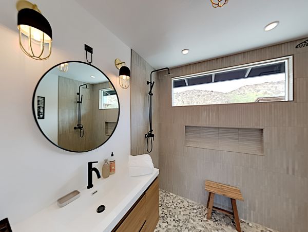Palm Springs Home 1028365