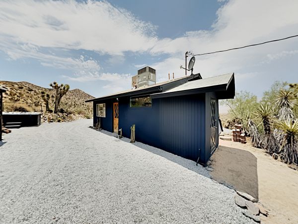 Palm Springs Home 1028365