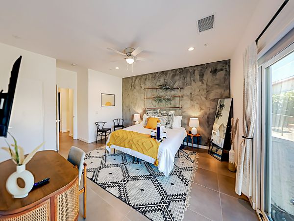 Palm Springs Home 1028368
