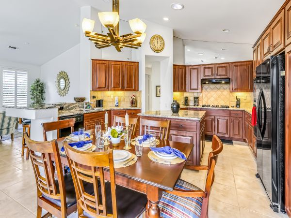 Palm Springs Home 1028369