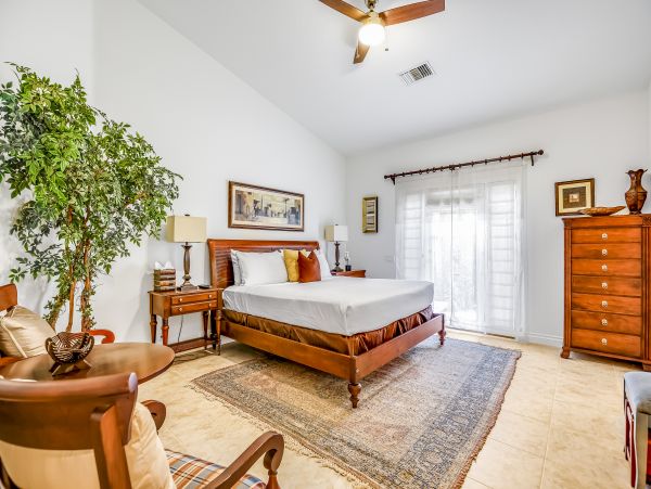Palm Springs Home 1028369