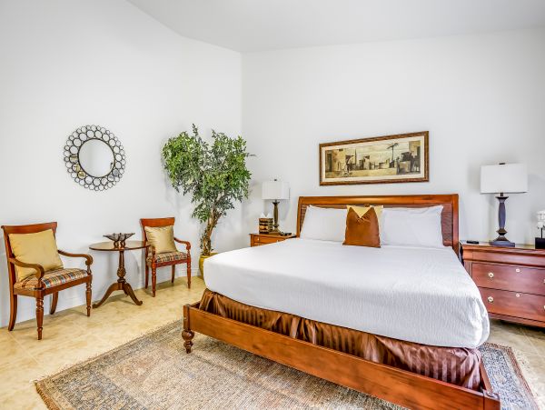 Palm Springs Home 1028369