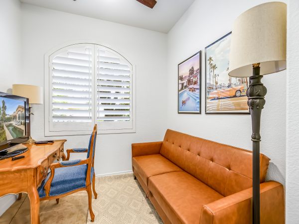 Palm Springs Home 1028369