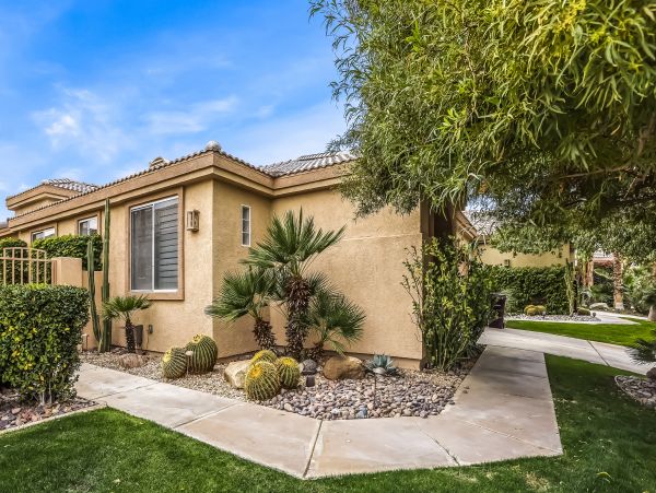 Palm Springs Home 1028369