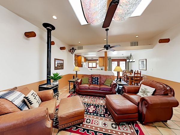 Palm Springs Home 1028370