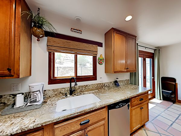 Palm Springs Home 1028370
