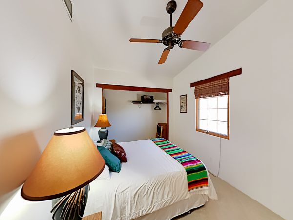 Palm Springs Home 1028370