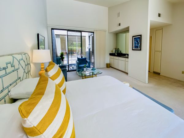 Palm Springs Home 1028371