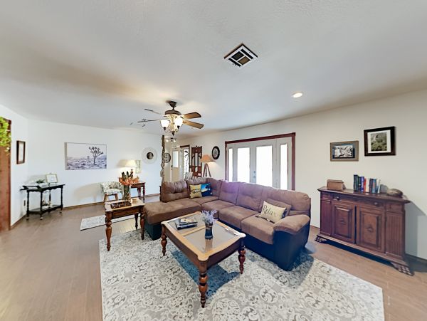 Palm Springs Home 1028372