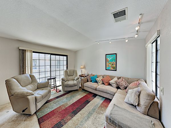 Palm Springs Home 1028373