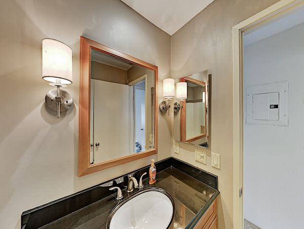 Palm Springs Home 1028373