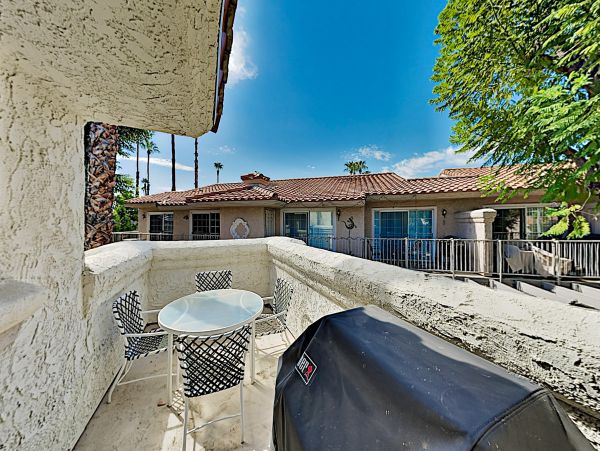 Palm Springs Home 1028373