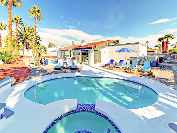 Palm Springs Home 1028374