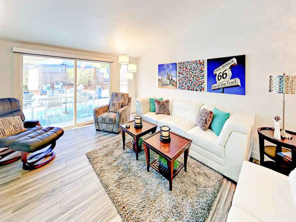 Palm Springs Home 1028374