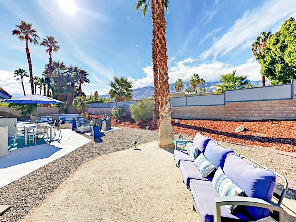 Palm Springs Home 1028374