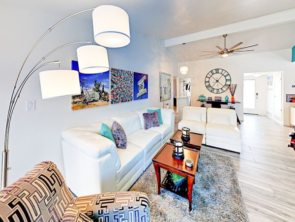 Palm Springs Home 1028374