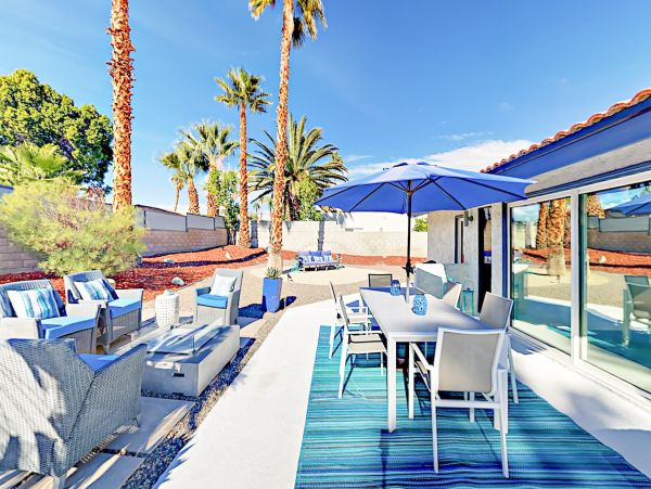 Palm Springs Home 1028374