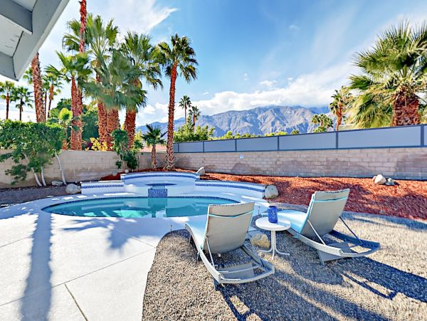 Palm Springs Home 1028374