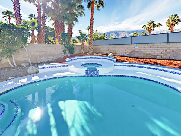 Palm Springs Home 1028374