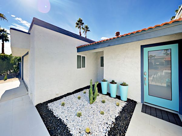 Palm Springs Home 1028374