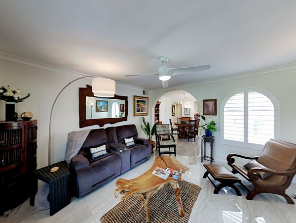 Palm Springs Home 1028375