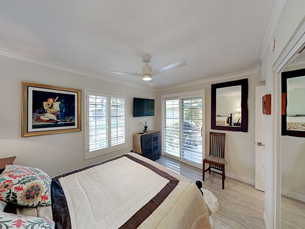 Palm Springs Home 1028375